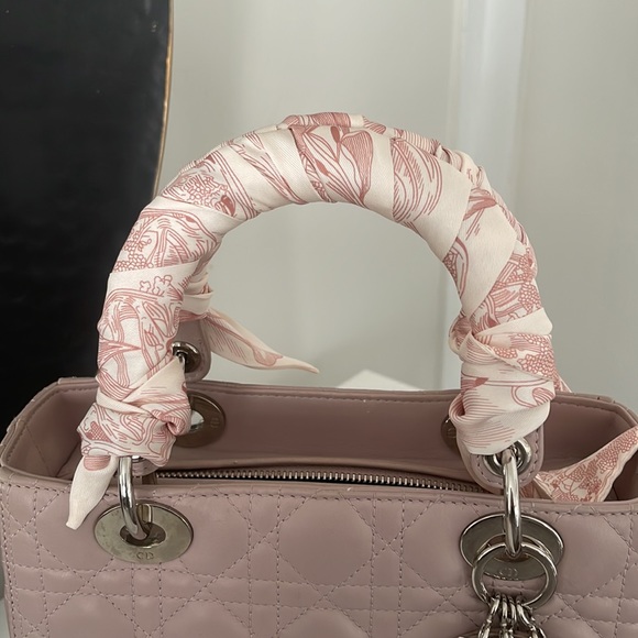 SOLD Christian Dior Lady Dior Medium Pink bag - Picture 3 of 9